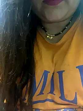 Snapshot of indian-hotmilfs chatting on 10.07.25 indian-hotmilfs online show from 10.07.25