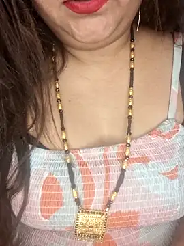 indian-hotmilfs online show from 04.04.26