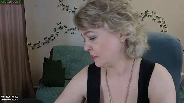 Snapshot of Rosette_Pricky chatting on 08.05.26 Rosette Pricky online show from 08.05.26