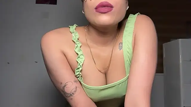 LucytheDevilQueen online show from 05.14.26