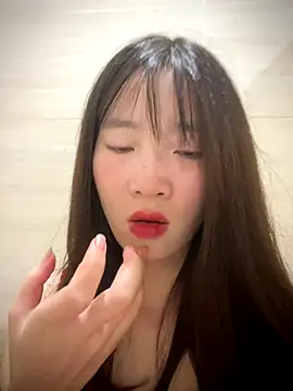 Snapshot of littleqiu chatting on 09.22.25 littleqiu online show from 09.22.25