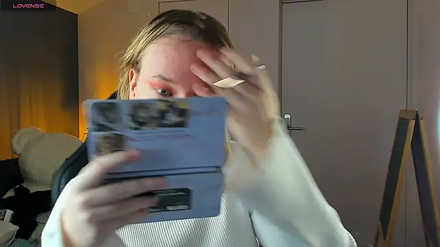 Snapshot of Amanda_Butlerr chatting on 11.13.25 Amanda Butlerr online show from 11.13.25