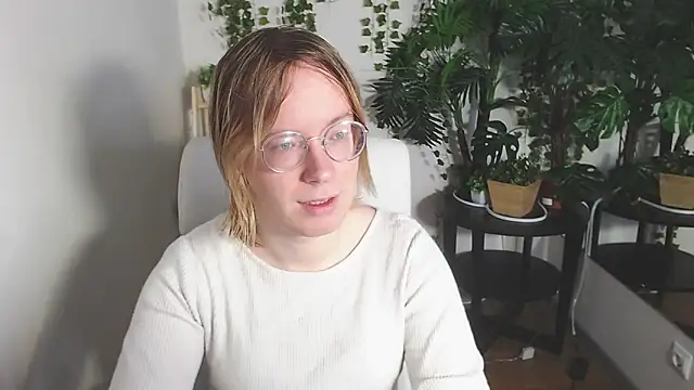 Snapshot of Amanda_Butlerr chatting on 12.05.25 Amanda Butlerr online show from 12.05.25