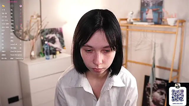 SuzanneHowse online show from 10.12.25