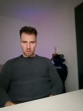 mrlyuis online show from 12.21.25