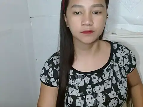 Snapshot of Simplyxmary chatting on 06.03.26 Simplyxmary online show from 06.03.26
