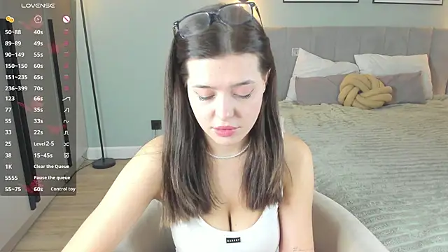 LubaStadt online show from 12.17.25