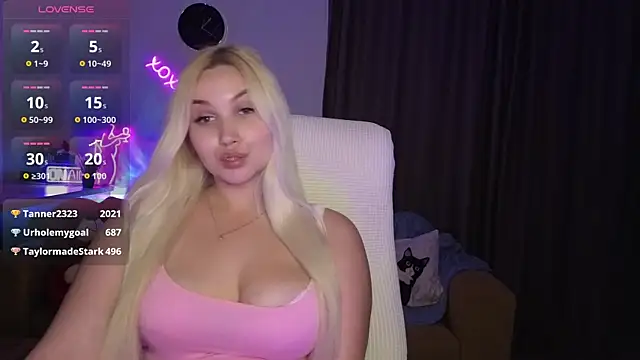 Snapshot of adrelaxina chatting on 05.31.26 adrelaxina online show from 05.31.26