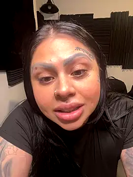 chicanachic13 online show from 10.15.25