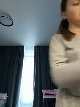 Snapshot of Babyy_Lynaa chatting on 10.19.25 Babyy Lynaa online show from 10.19.25