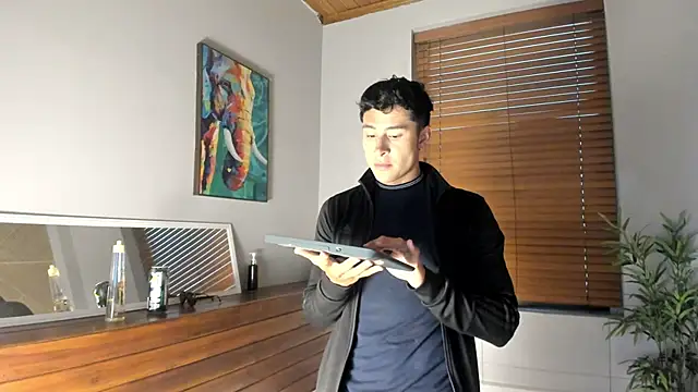 AustinJones  online show from 11.12.25