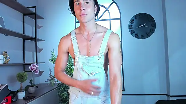 AustinJones  online show from 02.23.26