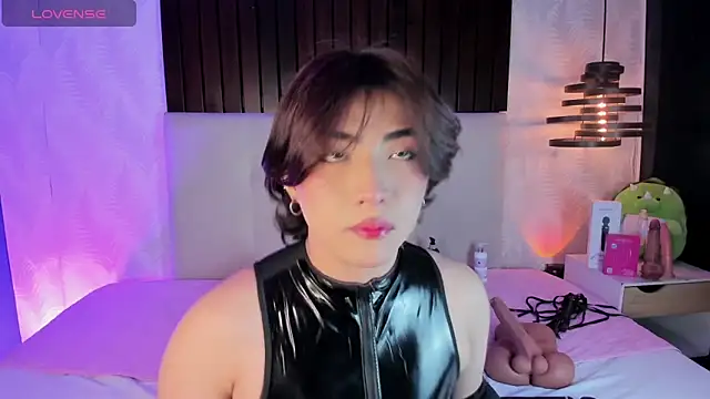 Creamy Angelo online show from 02.22.26