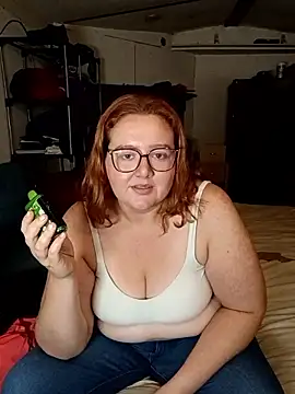 Snapshot of XEmoxkittyx chatting on 02.12.26 XEmoxkittyx online show from 02.12.26