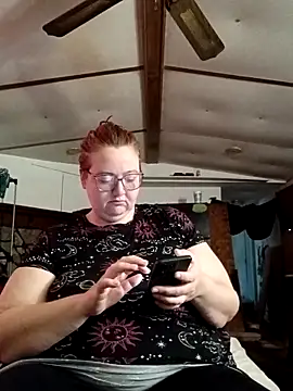 Snapshot of XEmoxkittyx chatting on 02.24.26 XEmoxkittyx online show from 02.24.26