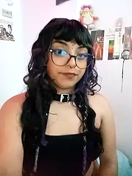 Snapshot of Kirmy_mi chatting on 09.17.25 Kirmy mi online show from 09.17.25