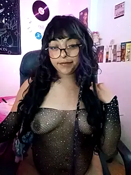 Snapshot of Kirmy_mi chatting on 10.08.25 Kirmy mi online show from 10.08.25