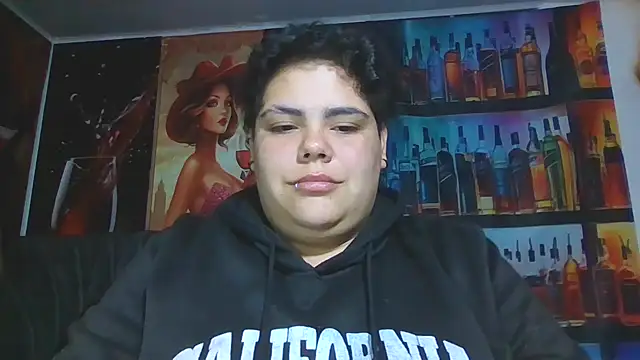 Snapshot of Hailey_Curvy chatting on 06.18.26 Hailey Curvy online show from 06.18.26