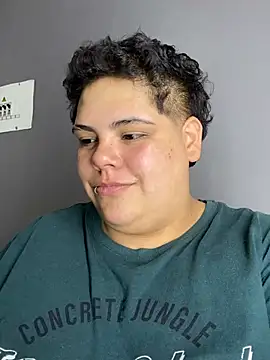 Snapshot of Hailey_Curvy chatting on 07.30.26 Hailey Curvy online show from 07.30.26