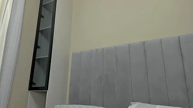 Touch me online show from 02.14.25