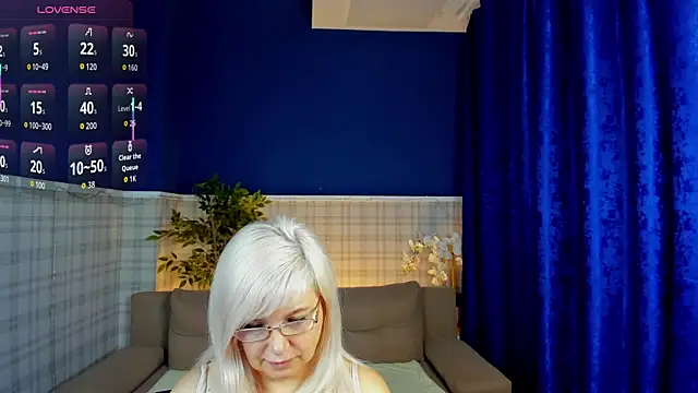 Hella Fabel online show from 04.09.26