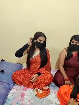 Snapshot of Hot_modal chatting on 10.18.25 Hot modal online show from 10.18.25