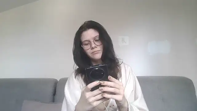 LaVostraDorothy online show from 11.13.25