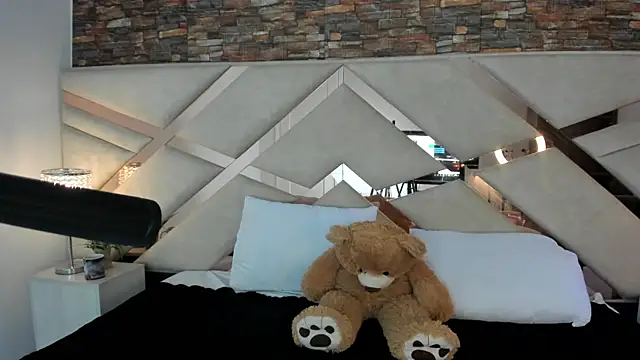 Valery Brand online show from 09.19.25