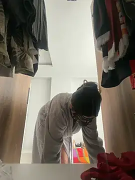 0gece0 online show from 04.11.26