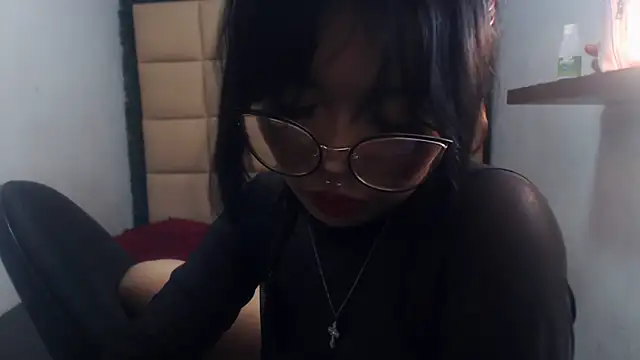 Snapshot of lilith_sexy19 chatting on 09.10.25 lilith sexy19 online show from 09.10.25