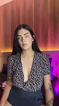 AliceRitter online show from 11.22.25