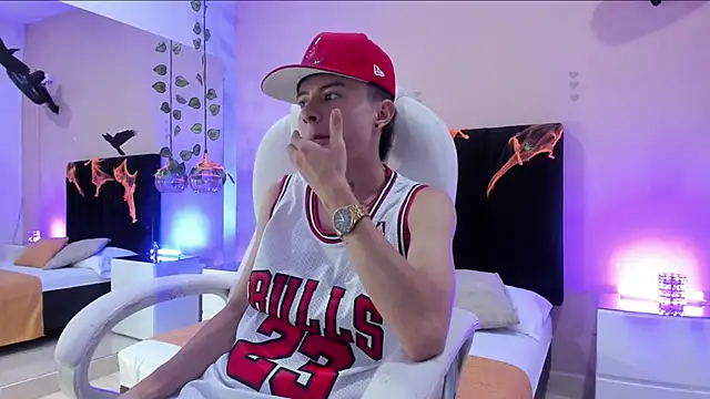 Nascary Fox online show from 10.23.25