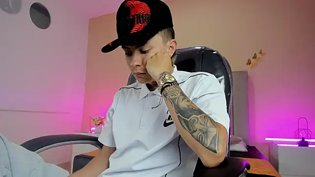 Nascary Fox online show from 04.17.26