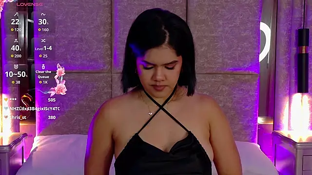 Martina-Roberts- online show from 10.29.25