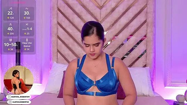 Martina-Roberts- online show from 04.24.26