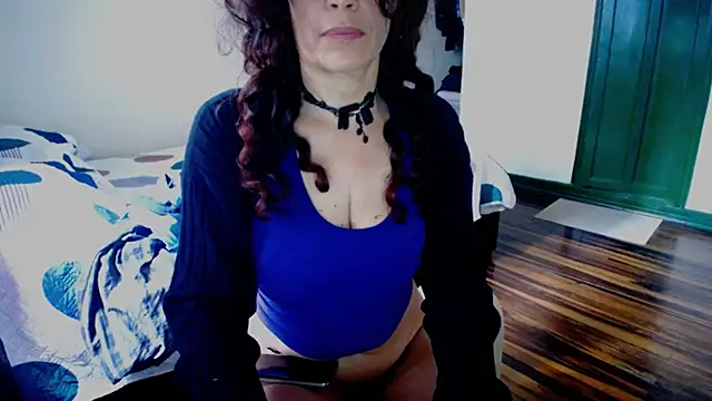 Snapshot of fenix_colette chatting on 05.26.26 fenix colette online show from 05.26.26
