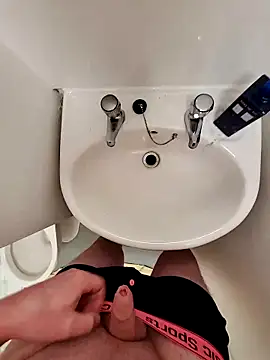 Snapshot of Homeworkfolder01 chatting on 09.27.25 Homeworkfolder01 online show from 09.27.25