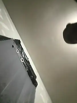 Tishrella6 online show from 12.22.25