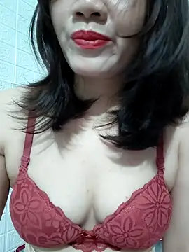 Snapshot of Singlemom69x chatting on 04.27.26 Singlemom69x online show from 04.27.26