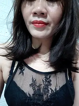 Snapshot of Singlemom69x chatting on 05.07.26 Singlemom69x online show from 05.07.26