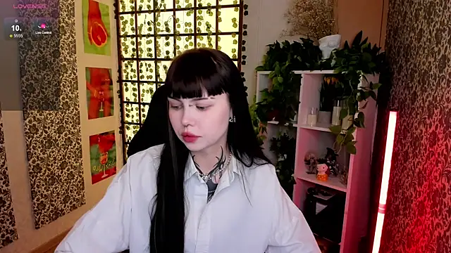 Morana Batt online show from 09.18.25