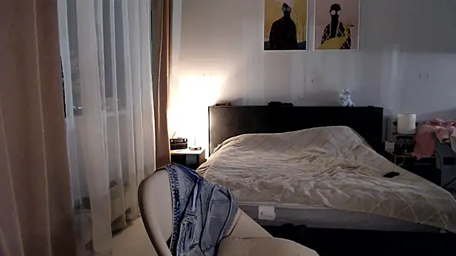 Snapshot of VivianCoke chatting on 03.11.26 VivianCoke online show from 03.11.26