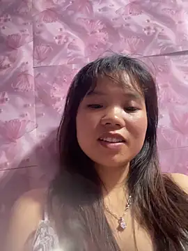 Snapshot of Ngoc-bbi chatting on 05.17.26 Ngoc-bbi online show from 05.17.26