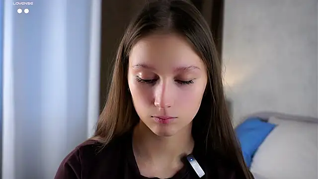 MelaniSeiver online show from 10.23.25