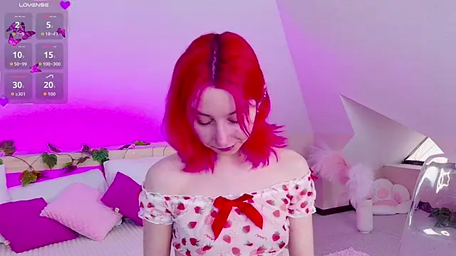 Snapshot of Liann_Stark chatting on 04.12.26 Liann Stark online show from 04.12.26
