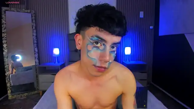 aaronjames1 online show from 09.12.25