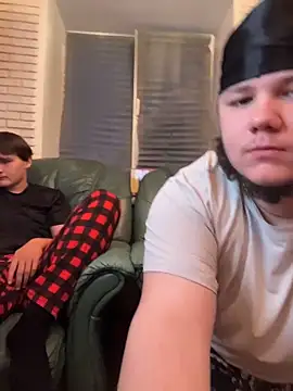 desiredude9 online show from 12.15.25