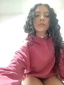 velvetnoirxo online show from 10.27.25