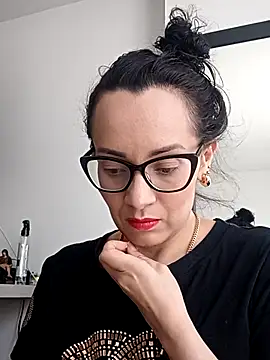 sarita star online show from 10.24.25