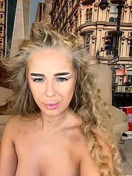 AubrieleRouj1 online show from 09.12.25